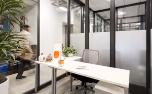 4 Person Private Office