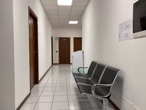 4 Person Private Office