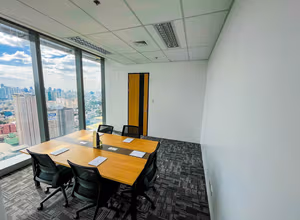 17 Person Private Office