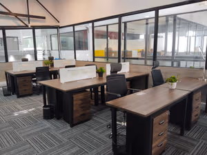 4 Person Private Office