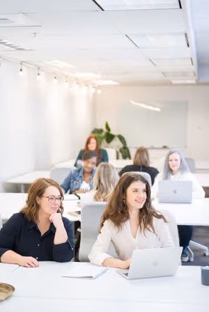 4 Person Coworking Desk