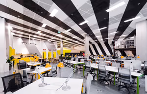 1 Person Coworking Desk