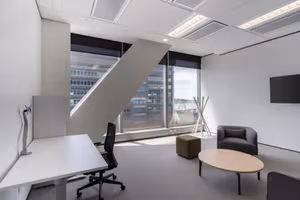 10 Person Private Office