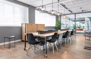 25 Person Private Office