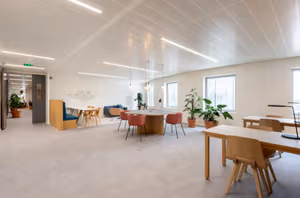 4 Person Private Office