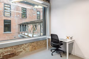 25 Person Private Office