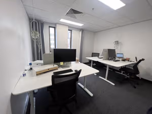 4 Person Private Office