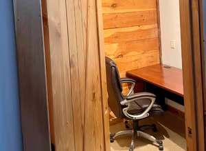 8 Person Private Office
