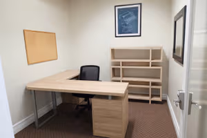 1 Person Private Office