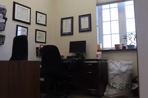 1 Person Private Office