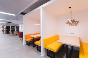1 Person Coworking Desk