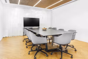 7 Person Private Office