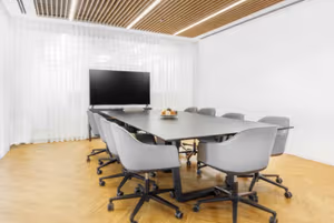 4 Person Private Office