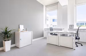 7 Person Private Office