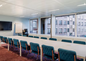 1 Person Private Office