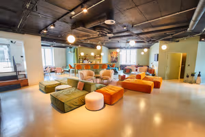 4 Person Coworking Desk