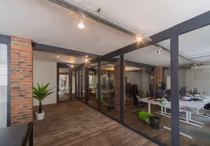 10 Person Private Office