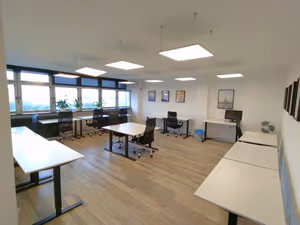 4 Person Coworking Desk