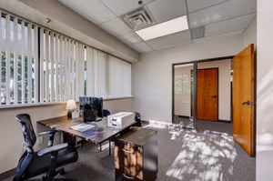 1 Person Private Office