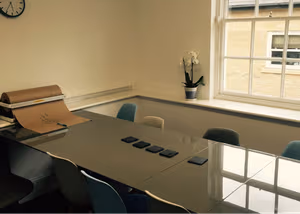 4 Person Coworking Desk