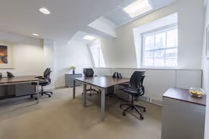 5 Person Private Office