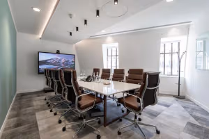 9 Person Private Office