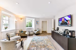 10 Person Private Office