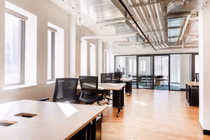 5 Person Coworking Desk