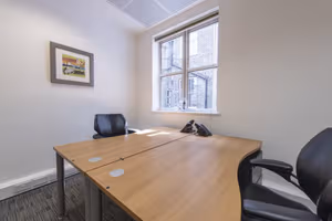 4 Person Private Office