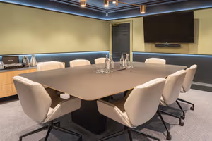 10 Person Private Office