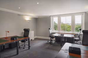 7 Person Private Office