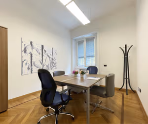 8 Person Private Office