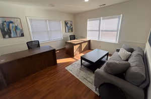 1 Person Private Office