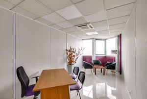 4 Person Private Office