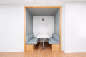 5 Person Private Office
