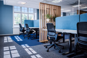 4 Person Coworking Desk