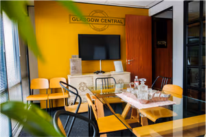 1 Person Private Office