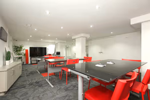 4 Person Coworking Desk