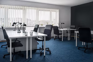 4 Person Coworking Desk