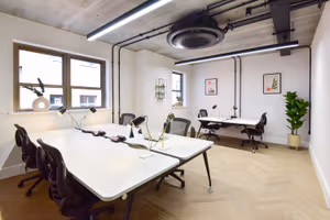 7 Person Private Office