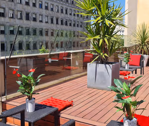 10 Person Managed Space