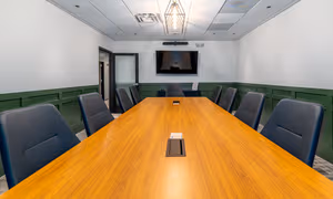 10 Person Private Office