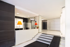 10 Person Private Office
