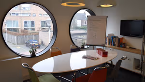 5 Person Coworking Desk