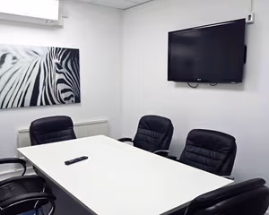 4 Person Private Office