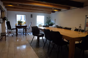 4 Person Private Office