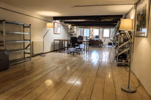 1 Person Coworking Desk