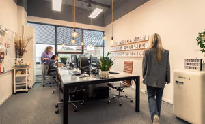 3 Person Coworking Desk