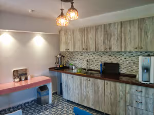 4 Person Private Office