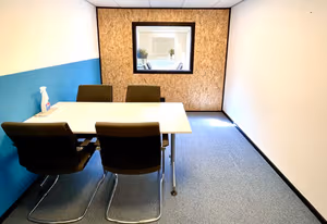 4 Person Coworking Desk